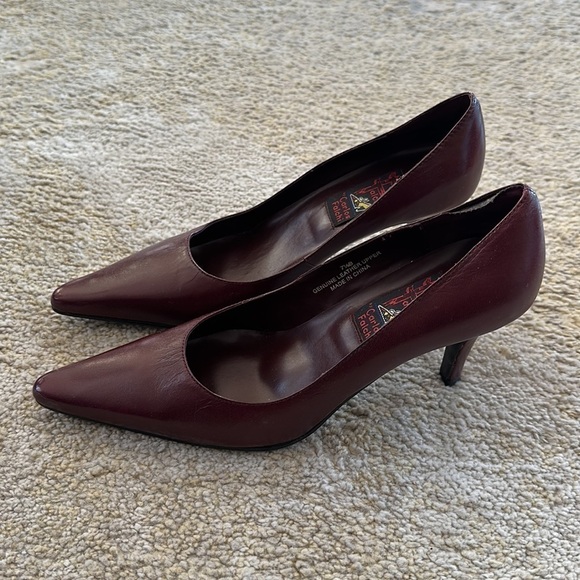 Carlos Falchi Pumps - Picture 2 of 4